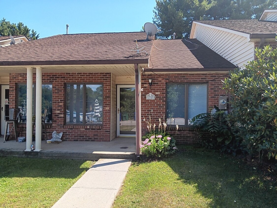 Primary Photo - Christiansburg, 2 BR / 1 BA, Available Now