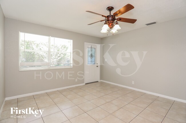 Foto del edificio - 4900 NW 3rd Ave