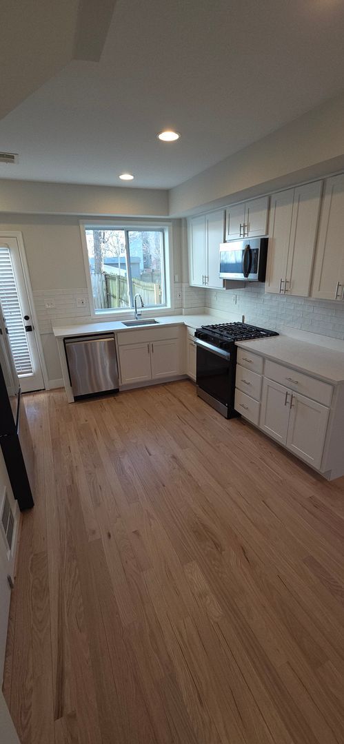 Building Photo - NEWLY RENOVATED HOME - Capitol Hill/Lincoln Park