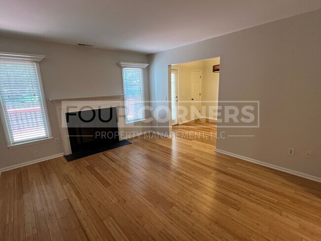 Foto del edificio - Beautful 2 Bedroom 2.5 Bath Townhouse
