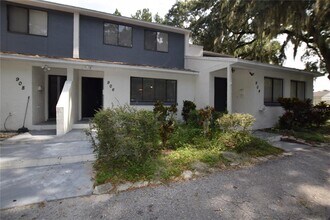 Building Photo - 906 Sumter St