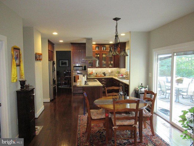 Building Photo - 13342 Regal Crest Dr