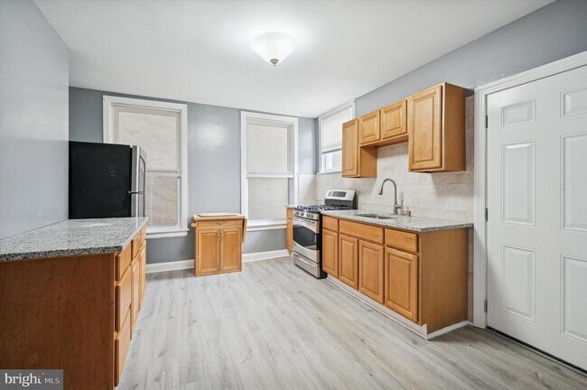 Foto del edificio - 1518 N Peach St