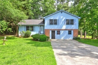 Building Photo - 95 Cedar Creek Dr