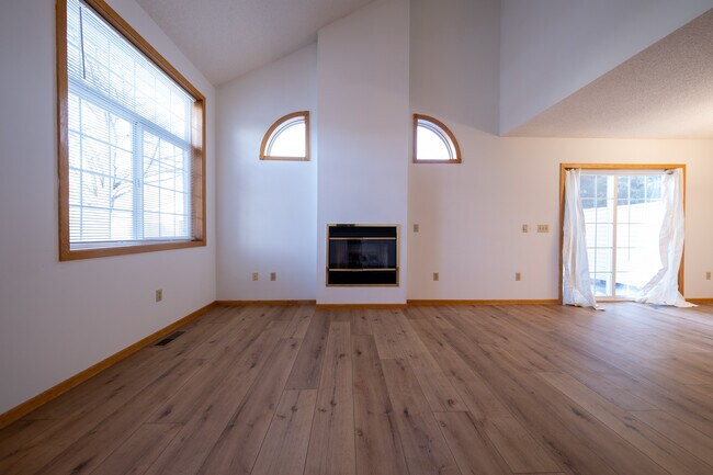 Foto del edificio - 1896 Sapphire Pt