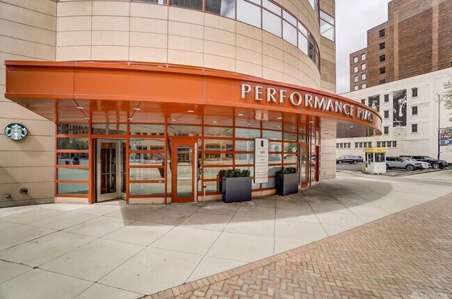 Building Photo - 109 N Main St