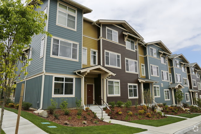 Building - The Woodlands Townhomes