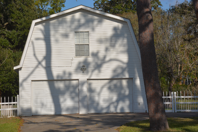 Building Photo - 110 E Stockbridge St