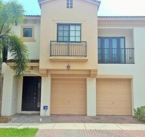 Foto principal - 4749 Grand Cypress Cir N