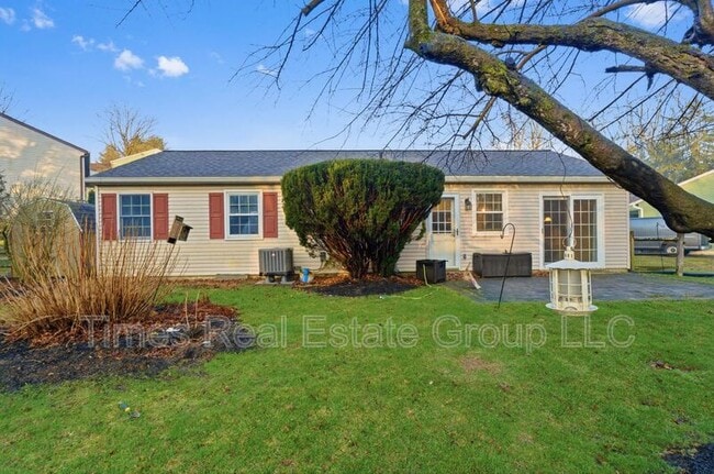 Foto del edificio - 136 Brookfield Ct