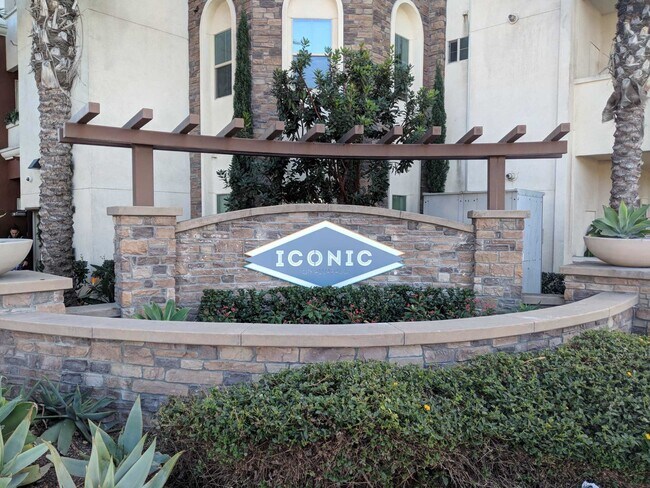 Foto del edificio - Iconic on Alvarado - Lease by the Bed