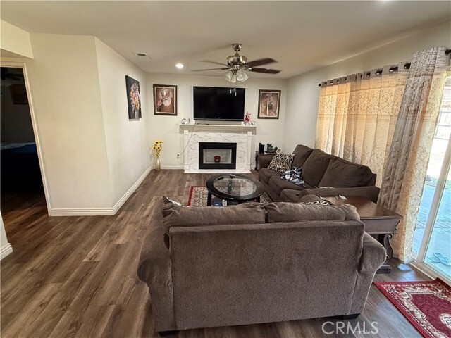 Building Photo - 3967 San Lorenzo River Rd