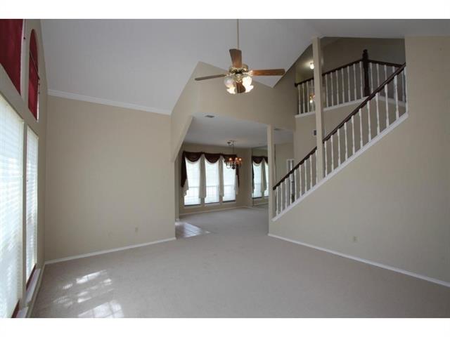 Building Photo - 3045 Brookshire Dr