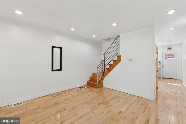 Foto del edificio - 1313 S Stanley St