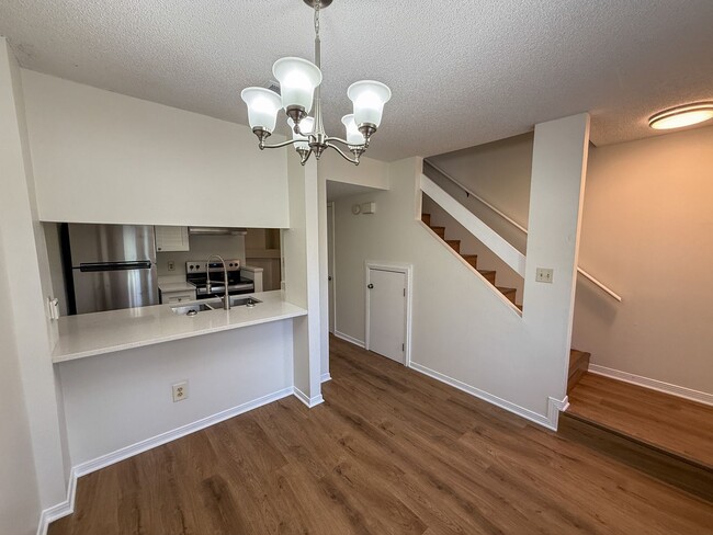 Building Photo - Pet Friendly & Completely remodeled 2 bedroom 1.5 bath townhouse available for rent!