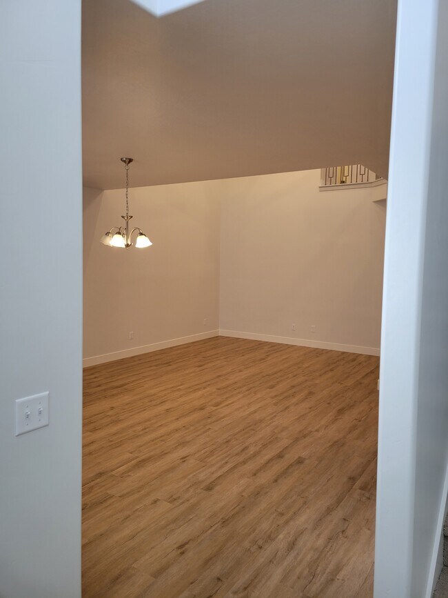 Foto del edificio - 1455 N 3860 W