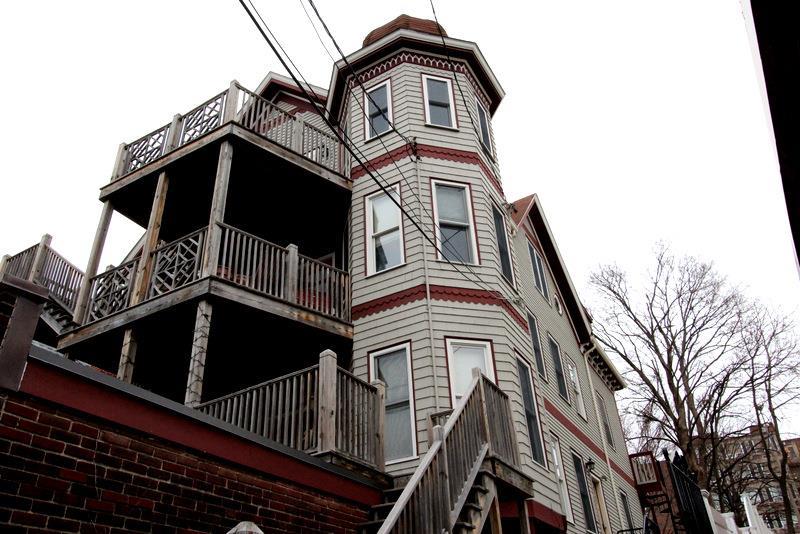 Primary Photo - 199 Summer St