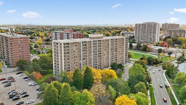 Photo du bâtiment - Bay Mills Place