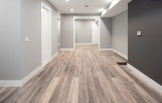 Building Photo - 191 Palmetto St