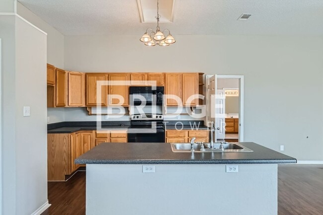 Building Photo - 5908 Firethorn Dr