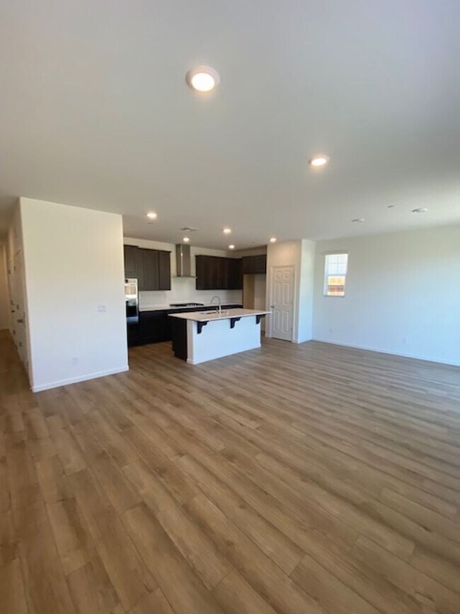 Foto del edificio - Solar Pet Friendly Single Story Home in Fo...