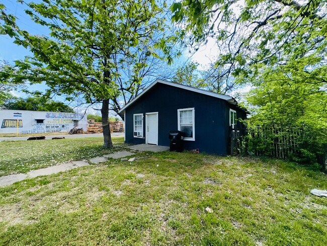 Building Photo - Affordable 3 bedroom/1 bathroom house in Temple