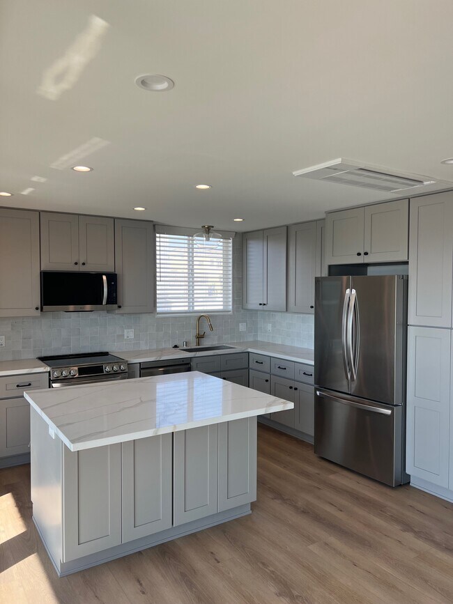 Cocina - 919 Bayview Dr