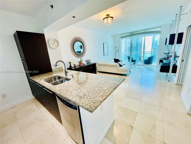 Foto del edificio - 950 Brickell Bay Dr