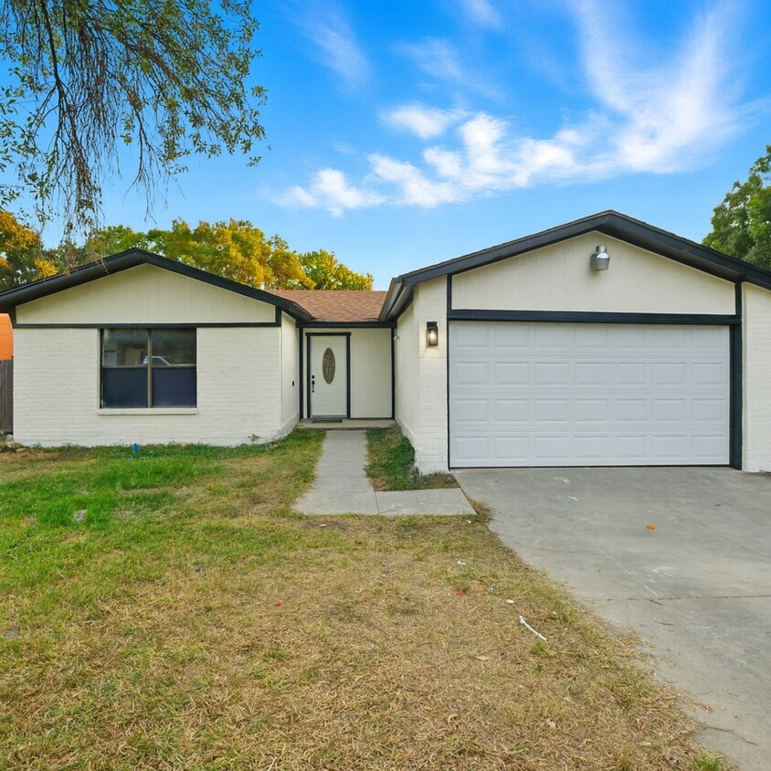 Spacious Updated 4-Bedroom Home in Quiet Northeast San Antonio Community - Spacious Updated 4-Bedroom Home in Quiet N...