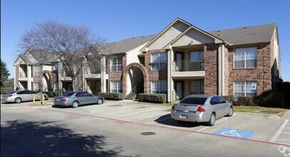 Building Photo - 601 E Ash Ln