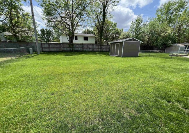 Foto del edificio - 7217 SW 27th St