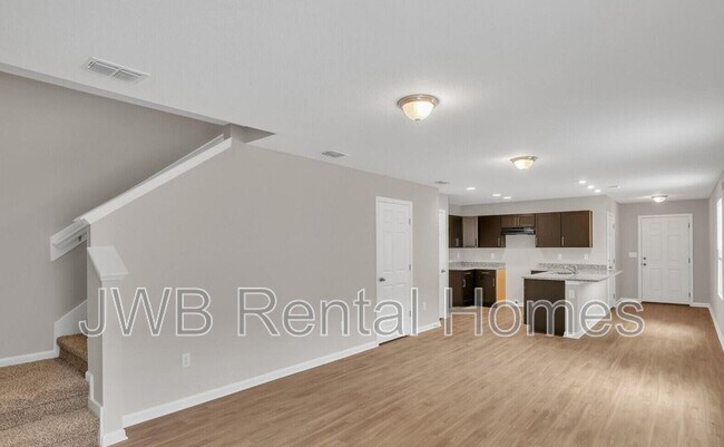 Foto del edificio - 7609 Eaton Ave