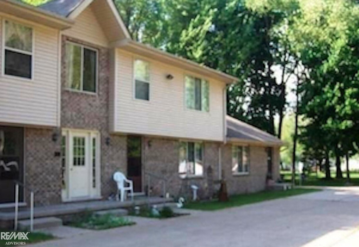 1010 Fruit St, Clay Township, MI 48001 House Rental in Clay Township