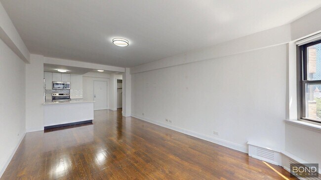 Foto del edificio - 219 E 69th St