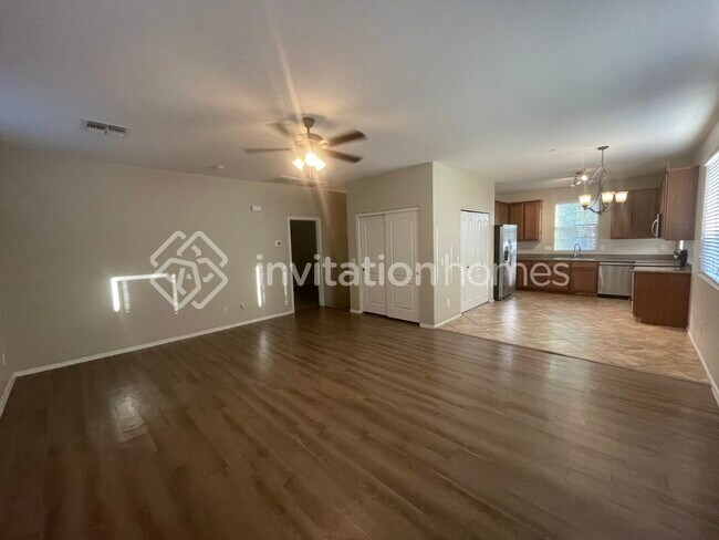 Foto del edificio - 4126 E Fairbanks St