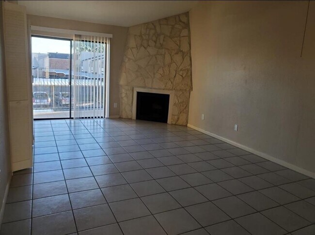 Foto del edificio - 10075 Westpark Dr