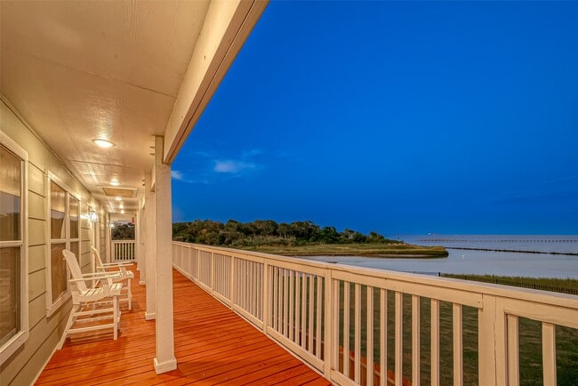 Foto del edificio - 510 Surf Oaks Dr