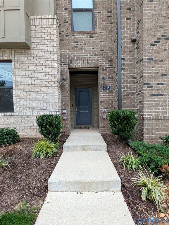 Foto del edificio - 2715 Acadia Dr