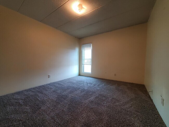 Building Photo - 3300 Huntington Ave