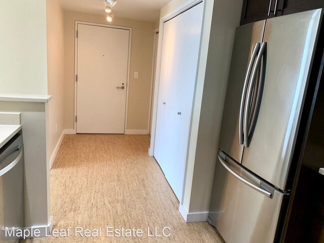 Building Photo - 1 br, 1 bath House - 1415 2nd Avenue, Unit...
