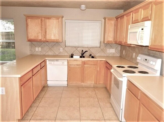 Building Photo - 17923 Yukon Pass Dr