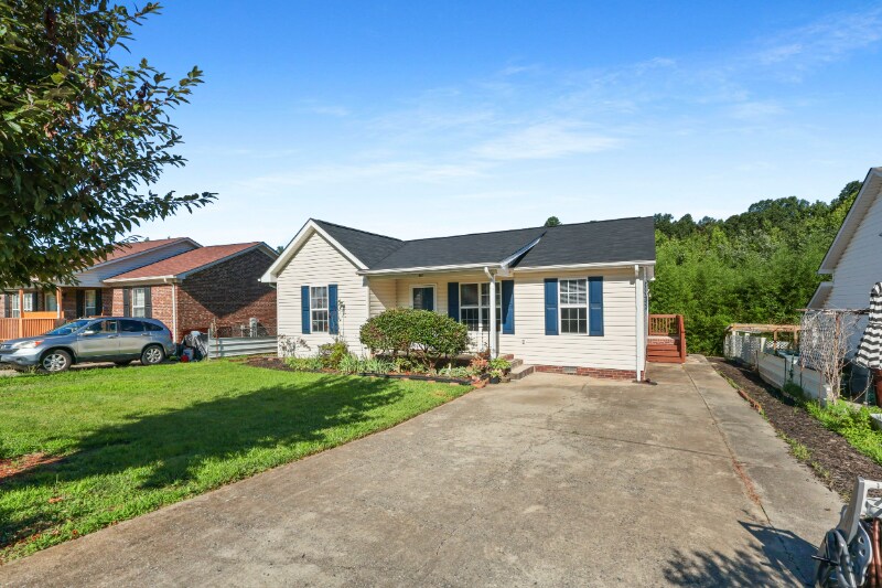 Foto principal - 515 Warbler Ct