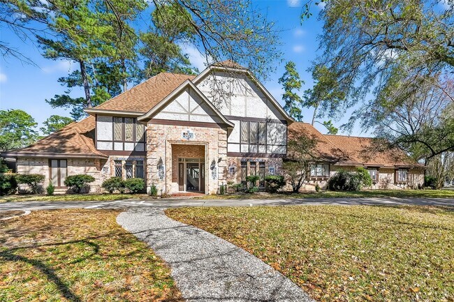 Foto del edificio - 11302 Hylander Dr
