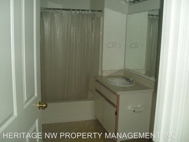 Foto del edificio - 4157 Fisher Rd NE