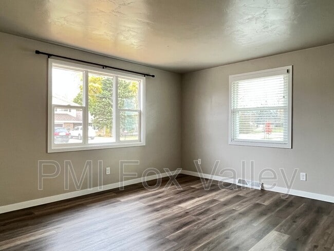 Building Photo - 507 E 20th St