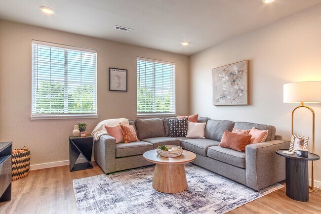 Foto del edificio - Pure Lowell Apartments