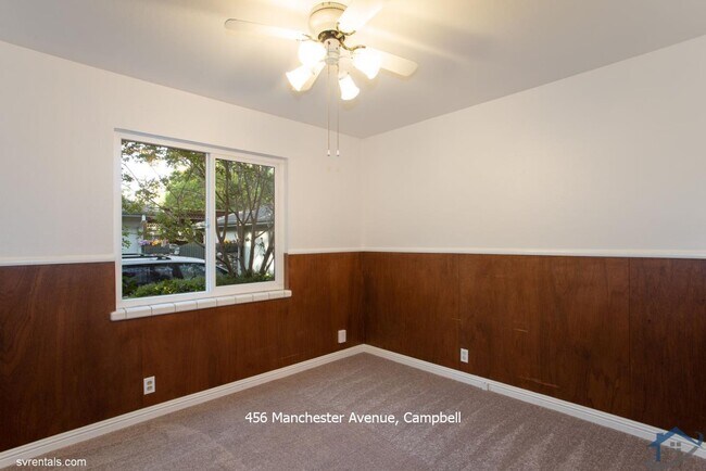 Foto del edificio - 456 Manchester Ave