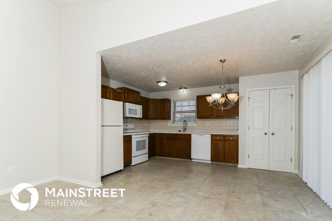 Foto del edificio - 5671 Prestonwood Ct