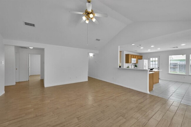 Foto del edificio - 3234 Crestbridge Ln