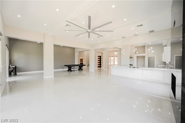 Building Photo - 8717 Robinson Ridge Dr
